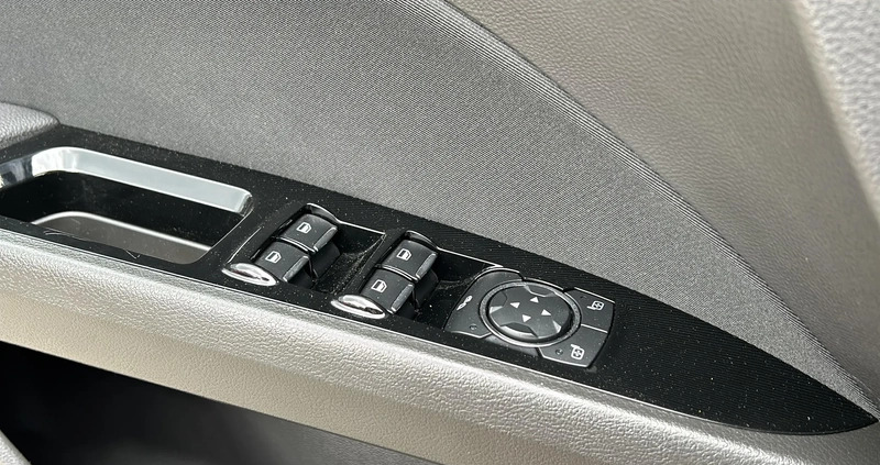 Ford Mondeo cena 66700 przebieg: 119568, rok produkcji 2018 z Radom małe 352